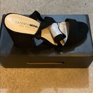 FASHIONOVA SUEDE HEELS